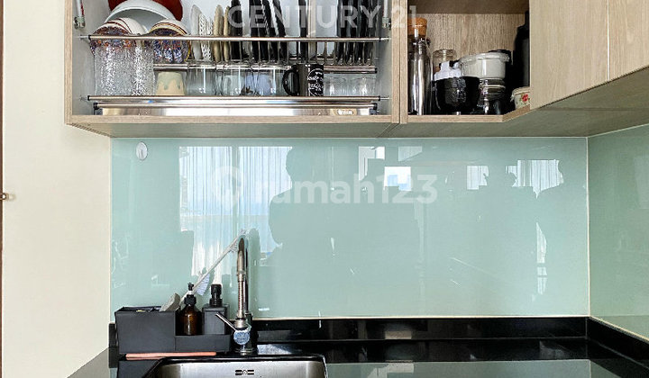 Menteng Park Apartment Fully Furnished in the First Ring Area 2