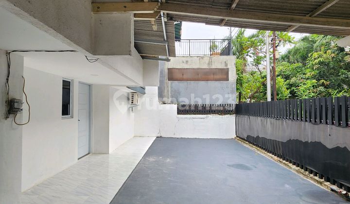 Rumah 10x16 Siap Huni Hadap Timur Laut Di Pulomas R2194 2