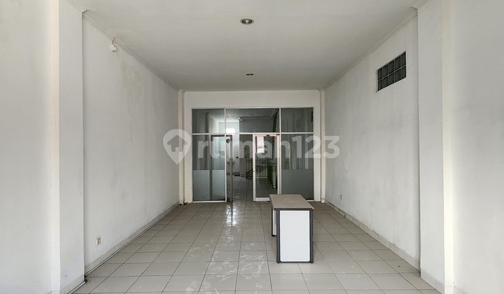 Ruko 3½ Lantai Lokasi Strategis di Kemayoran Jakarta Pusat R2160 1