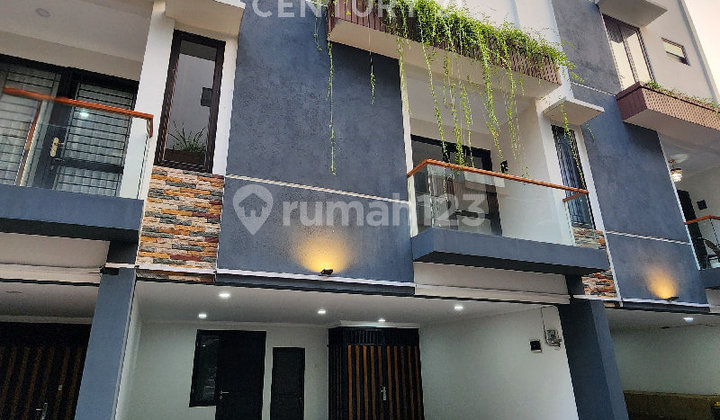 Rumah 3 Lantai Brand New Di Johar Baru Jakpus S8983 2