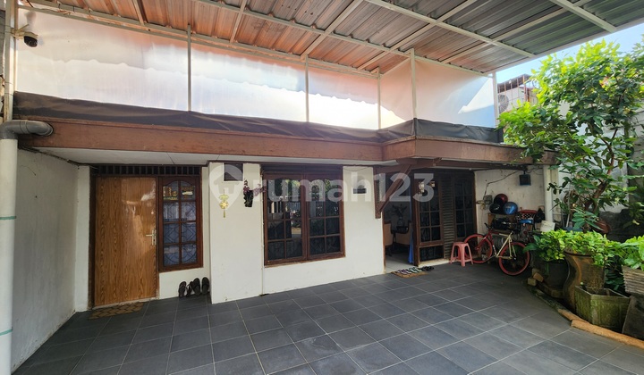 Rumah Dalam Komplek Lingkungan Tenang & Asri di Sunter S8706