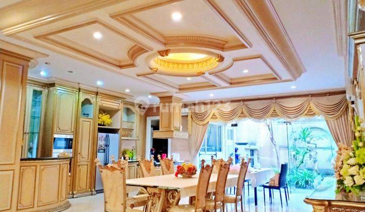 Mewah Strategis Di Jual Rumah 2 Lantai Bagus Furnished SHM di Galaxy Bumi Permai , Surabaya 2