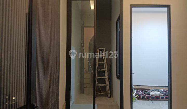 Murah Gress Rumah 2 Lantai Baru di Mulyosari, Surabaya 2