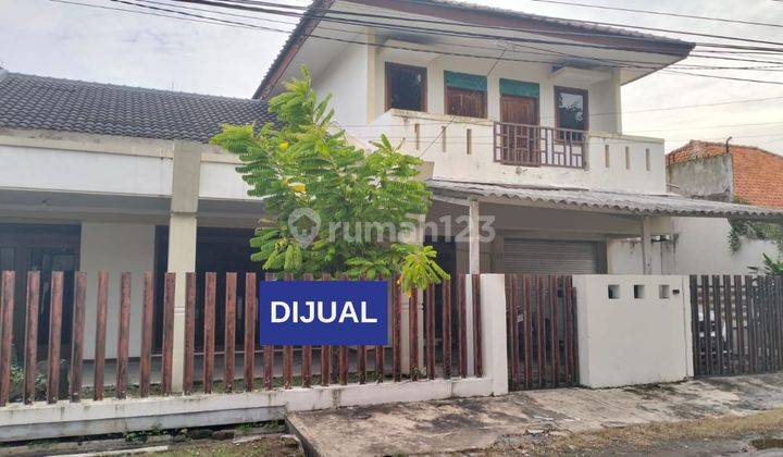 Murah Strategis Rumah 2 Lantai Bagus di Jemur Andayani , Surabaya 1