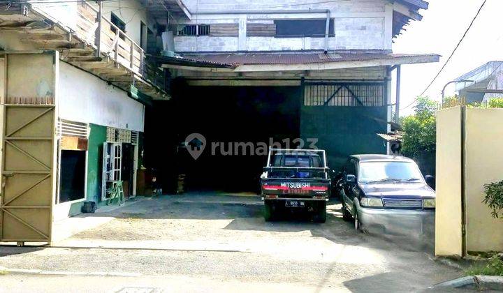 Strategis Di Jual Gudang di Jl Kyai Abdul Karim, Surabaya 500 M Bagus SHM 1