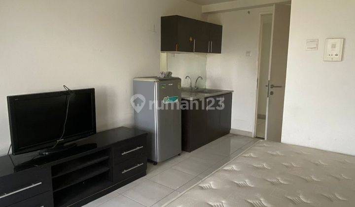 Siap Huni Apartement Uc Apartment Berkeley 1 BR Furnished Bagus 2