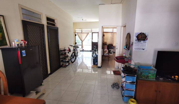 Murah Dijual Rumah Hitung Tanah Bagus di Manyar Jaya, Surabaya 2