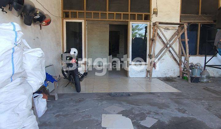 Rumah Kost Di Nol Jalan Raya Daerah Rungkut 2