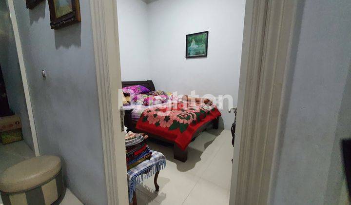 kamar tidur rumah kebonsari regency