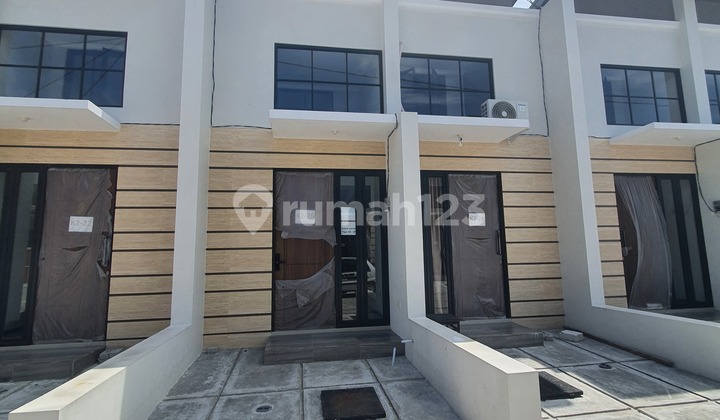 Rumah Mezanine Minimalis dengan Fasilitas Perumahan Mewah Asli.surabaya Timur Bukan.timur.surabaya Rumah Mezanine Minimalis dengan Fasilitas Perumahan Mewah Asli.surabaya Timur Bukan.timur.surabaya