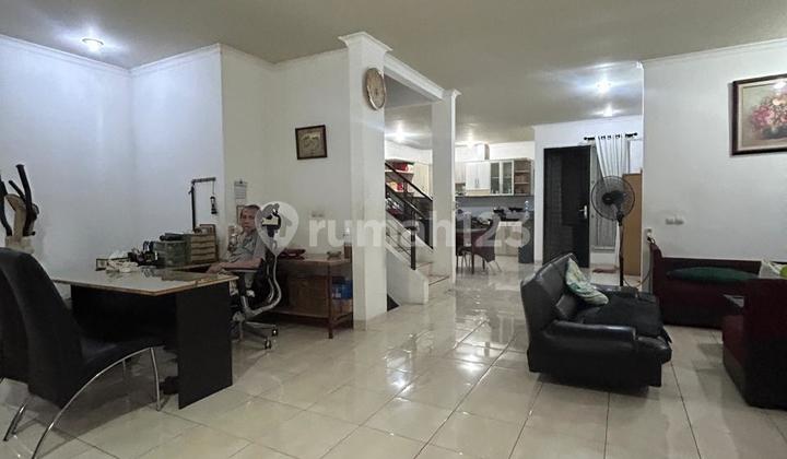 Dijual Rumah BSD, Serpong | Uk. 8 x 18 | 4 + 1 KM, 3 + 1 KT | SHM | 2 Lantai | 5500 W | Harga 2,5 M nego