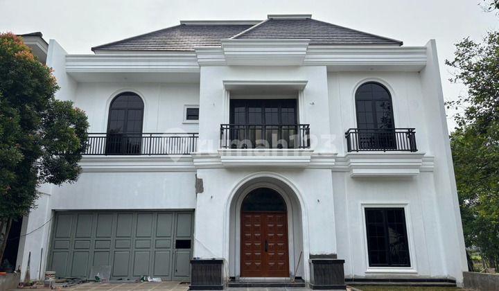 Rumah American Classic 2 Lantai Di Cluster Ekslusif, Dekat Dengan Mall Dan Pintu Tol Jakarta Cikampek