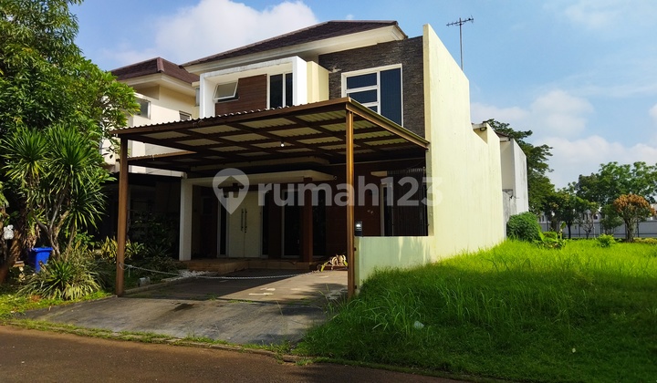 For Rent 2-Story House 4+1 Bedrooms Near Mall Living World Grand Wisata For Rent 2-Story House 4+1 Bedrooms Near Mall Living World Grand Wisata