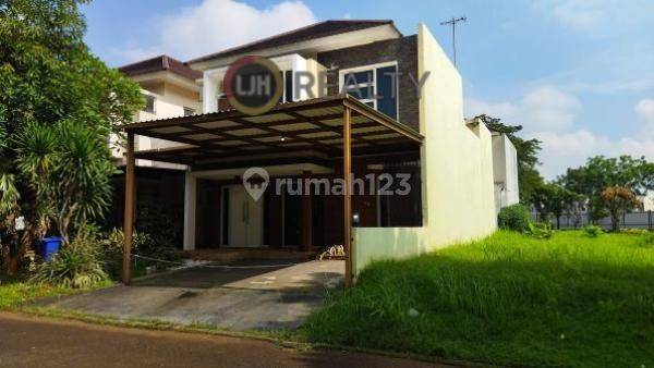  Rumah Grand Wisata 2 Lantai Kamar 4+1, Luas 200m2, Fasilitas Lapangan Olahraga, Kolam Renang, Taman, 500m dari Mall, Akses Langsung Tol Tambun Grand Wisata Bekasi 1