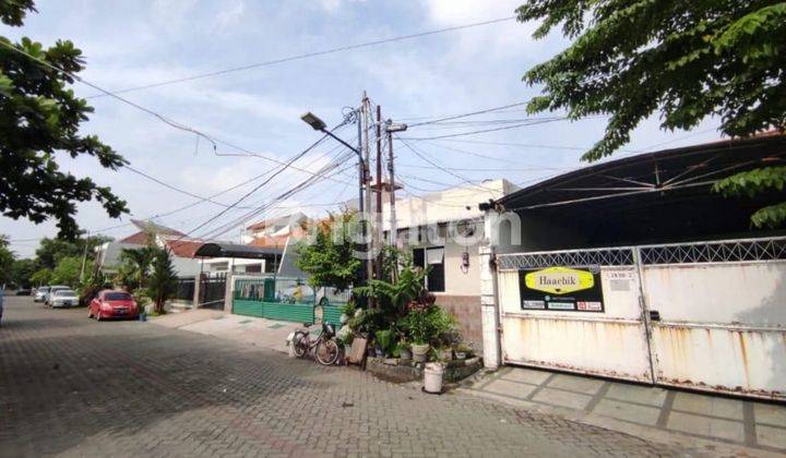 MAU JUAL CEPAT, RUMAH RINJANI PALING POJOK DI TENGAH KOTA SURABAYA 2