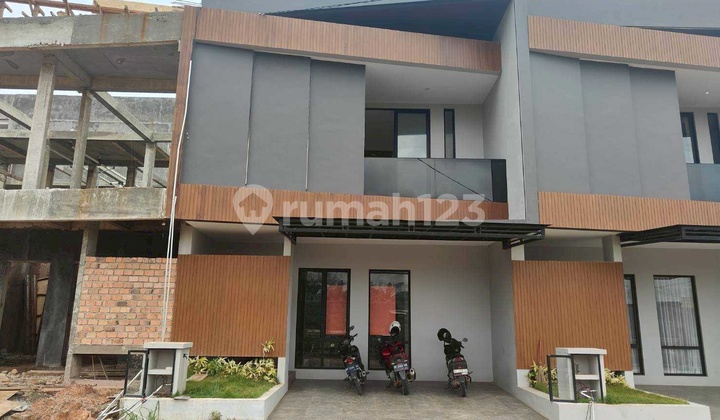 Dijual Rumah 2 Lantai 4 Kamar Meta Harmony Living Siap Huni