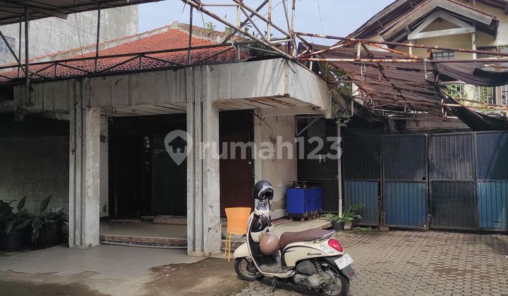 2-Storey House with Large Area in Cijerah Bandung 2