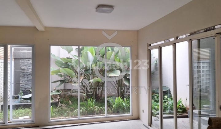 FOR RENT: READY-TO-OCCUPY RESIDENTIAL HOUSE IN KOTA BARU PARAHYANGAN 2