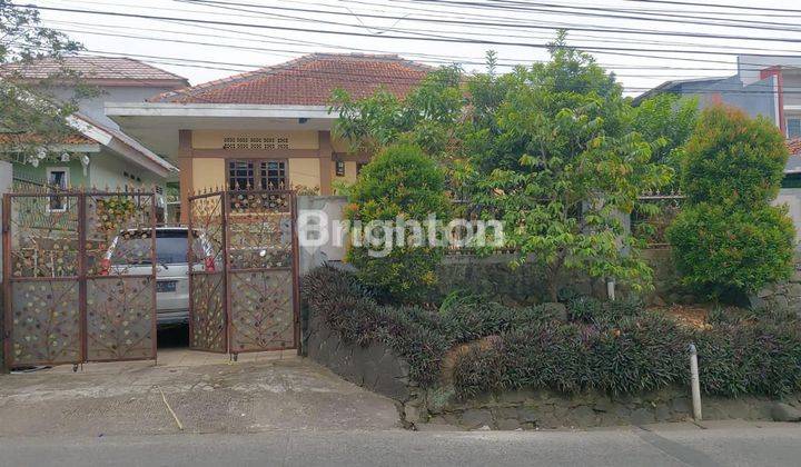 DI  RUMAH ASRI 2 LANTAI  DI TANAH BARU - BOGOR 1