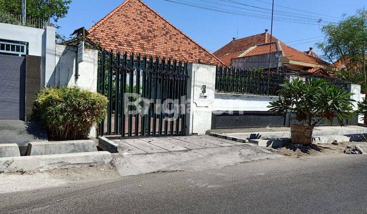 DI JUAL RUMAH BELANDA Jl. Wuni (dekat Jl.Walikota Mustajab/ Ondomohen) - SURABAYA 1