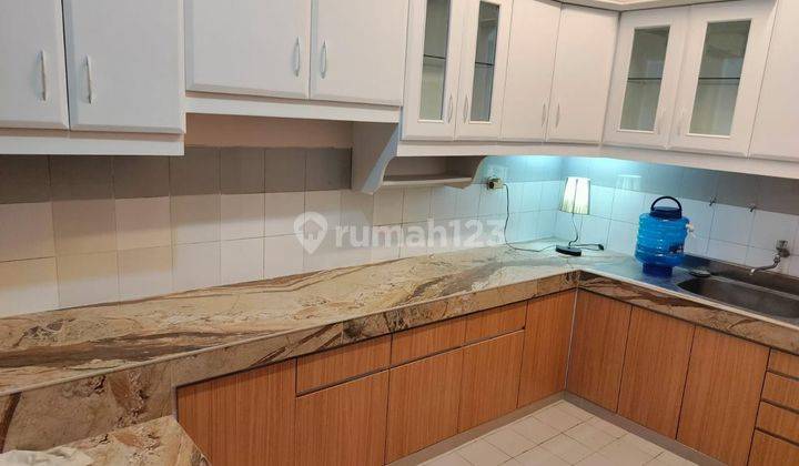 Rumah ELEGAN 2LT Kelapa Gading Semi Furnished Siap Huni 2