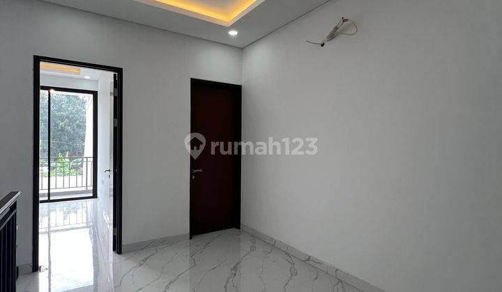 Rumah Modern Minimalis Mewah Di Kavling Dki Meruya Utara 2