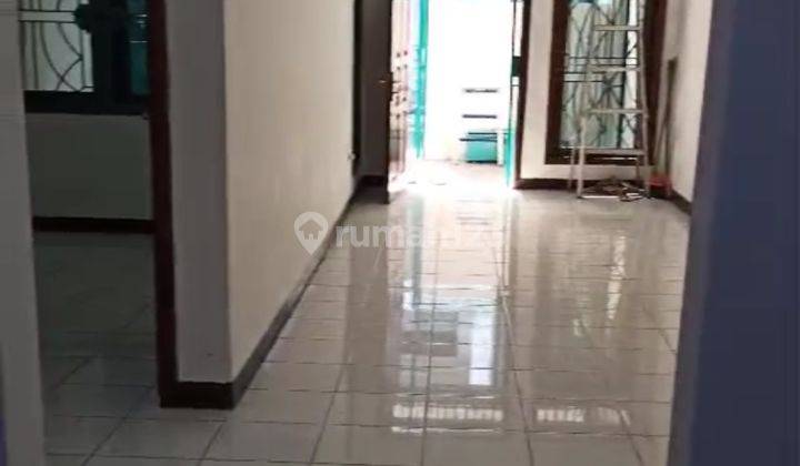 Termurah! Rumah Strategis 5x16,5 1,5 Lantai Di Jelambar Siap Huni 2