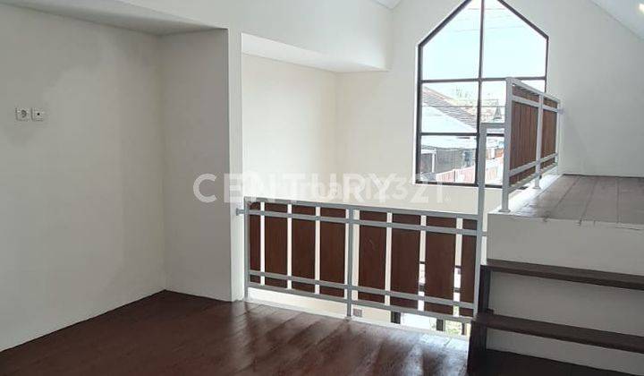 Rumah Mezzanine Di Jl Palagan Km 11 Dengan 2 Lantai 2