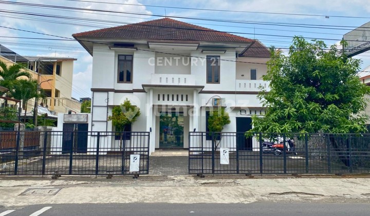 Rumah Strategis Di Baciro Dgn Lokasi Ideal Utk Hunian Dan Bisnis 1