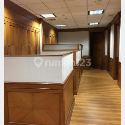 Disewa Perkantoran Mewah 436 Meter Senayan Jakarta Selatan