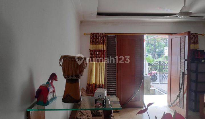 Dijual Rumah Puri Indah 2 Lantai SHM Furnished Kembangan Selatan 2