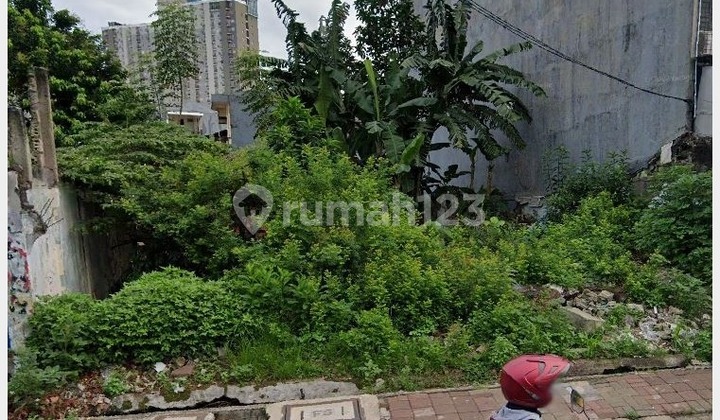 Dijual Tanah Komersial Meruya Utara 300 m2 SHM Jakarta Barat