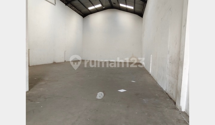 For Rent Warehouse 210 meters Office 180 meters Manggarai Tebet South Jakarta