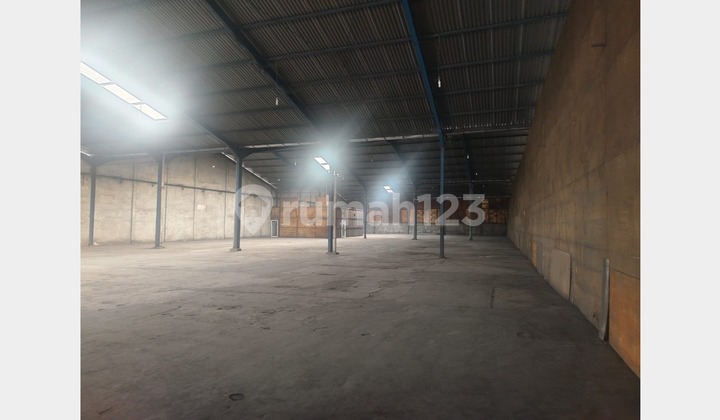 For Rent Large Warehouse Batu Ceper 2000 meters Tangerang