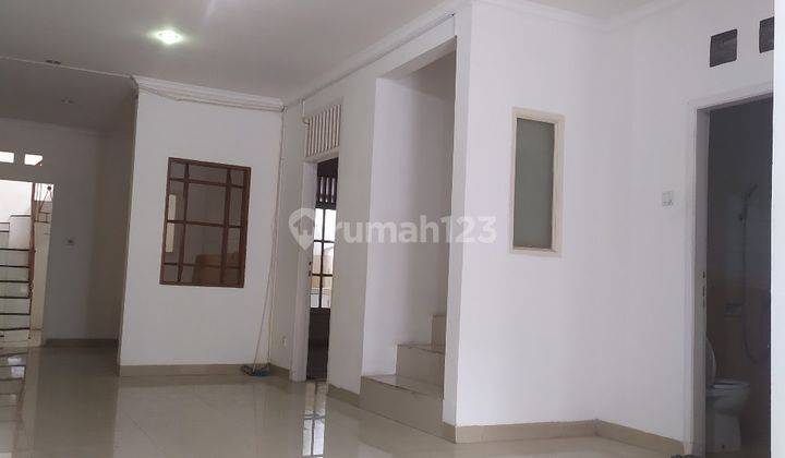 Disewa Rumah Pondok Indah 2 Lantai 200 Meter Unfurnished Jaksel 1