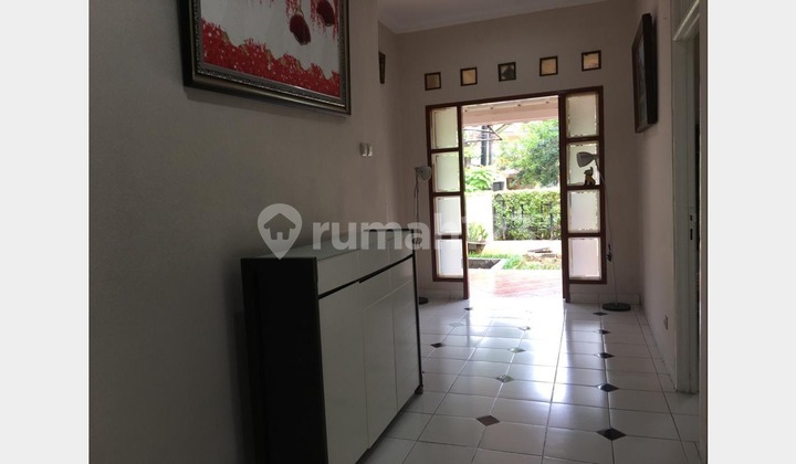 For Sale: One-Story Hook House 208 Square Meters with SHM in Cucur Barat, Bintaro 2