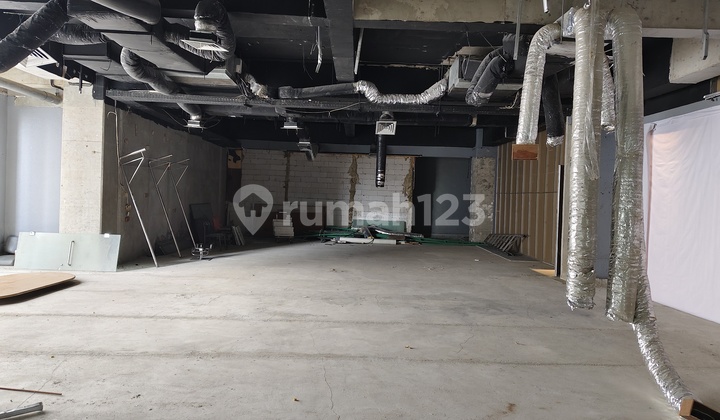 Rent Office Space Gading Serpong 370 Square Meters Bare Unit South Tangerang