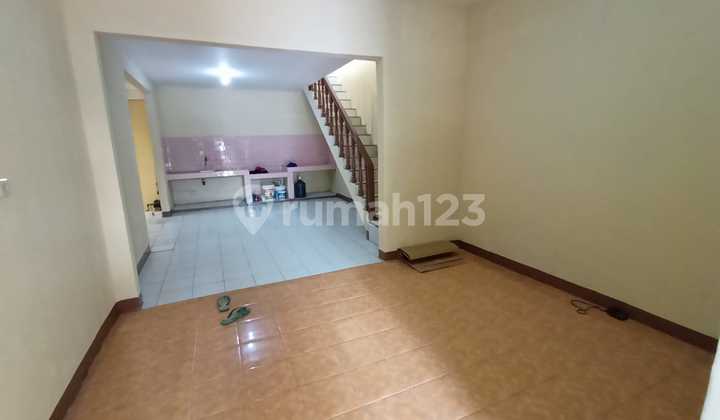 For Sale Ideal 2-Story House in Gading Serpong, Medang, with SHM, Unfurnished For Sale Ideal 2-Story House in Gading Serpong, Medang, with SHM, Unfurnished