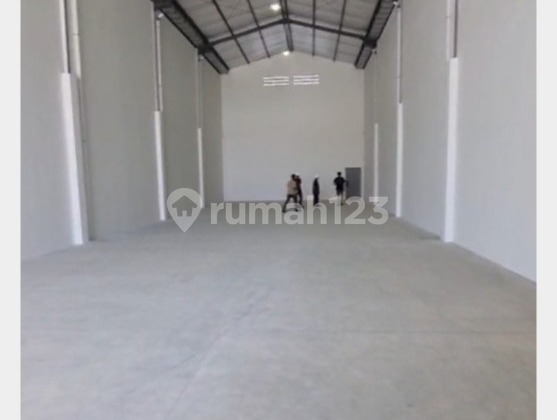 For Rent New Warehouse 270 Square Meters and Office 204 Square Meters Benda Tangerang
