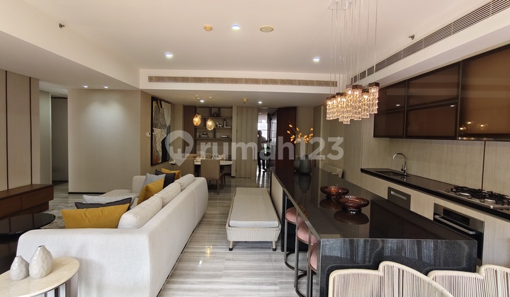 Jual Apartemen The Verde Eksklusif 2 BR Kolam Renang Full Furnish 2