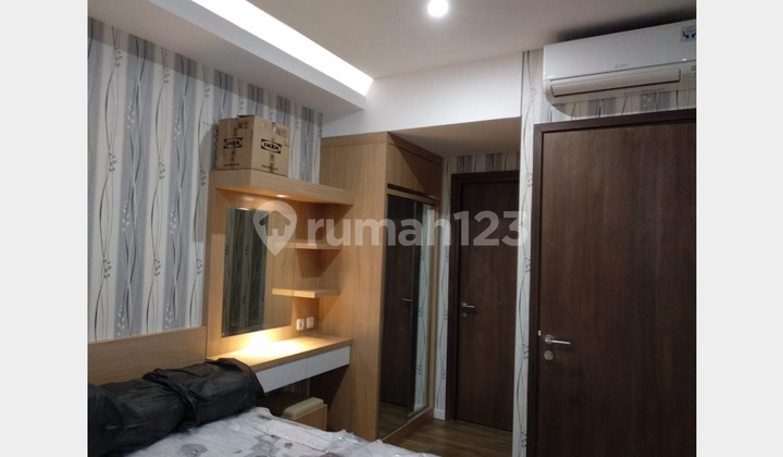 Selling at a loss: Yukata Suites 2 BR furnished apartment in Alam Sutera