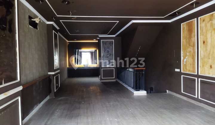 For Rent: Summarecon Serpong 3-Story Shop House, 200 Meters, South Tangerang 2