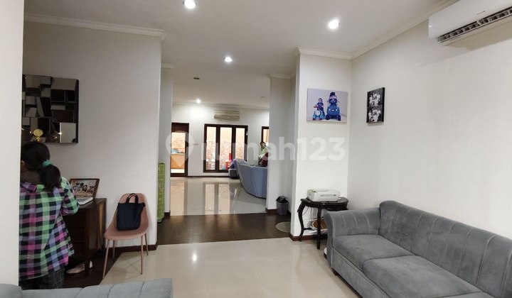 For Sale Beautiful House in Bintaro Jaya Sector 8, 320 Square Meters, SHM (Freehold Title) 1