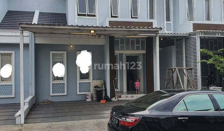 Dijual Rumah Sudah Renovasi Suvarnasutera 2 Lantai Semi Furnished 1