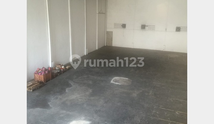Sewa Gudang Pulogadung 336 Meter dan Kantor 2 Lantai Jaktim