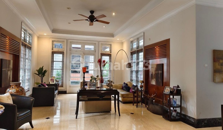 Dijual Rumah Mewah Classic Bintaro Sektor 8 Luas Tanah 3000 Meter