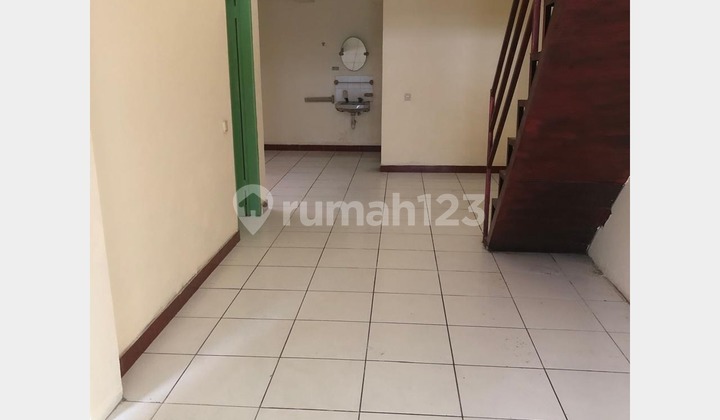 Sewa Rumah Taman Semanan Indah 2 Lantai Kosongan di Cengkareng 2