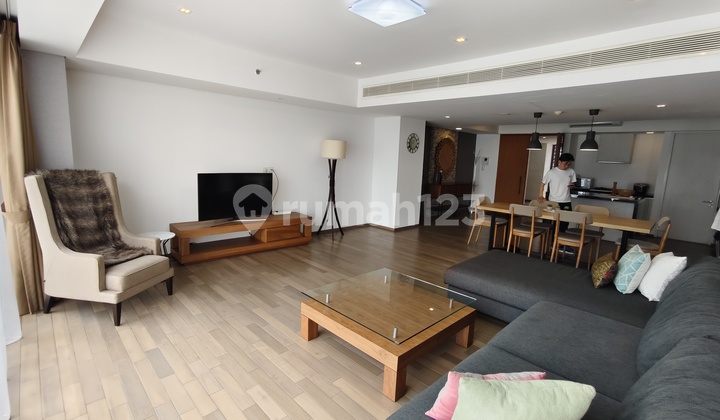 jual apartemen Verde Eksklusif 3 BR Sky Garden Full Furnish 2