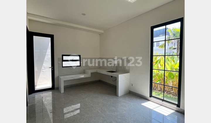 For Sale/Rent Citra Garden Bintaro House 2 Floors Empty Hook 2