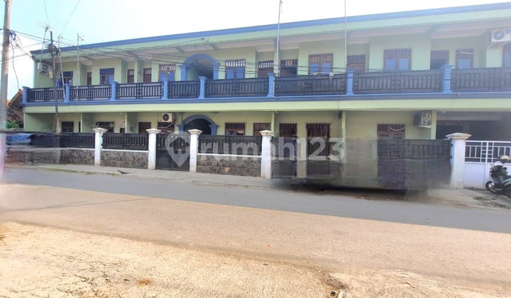 Jual Kost Aktif 2 Lantai SHM 7 Menit Dari Pintu Tol Karawang Barat Jual Kost Aktif 2 Lantai SHM 7 Menit Dari Pintu Tol Karawang Barat